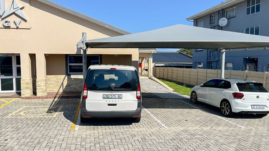 To Let Commercial Property for Rent in Newton Park Eastern Cape